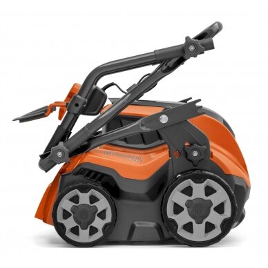 Husqvarna akumuliatorinis skarifikatorius S 138i 3